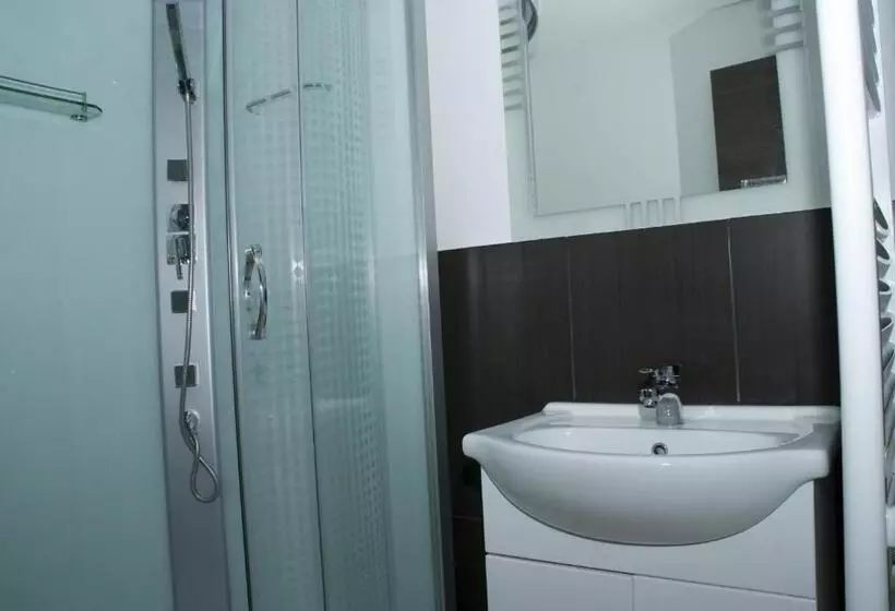 Hotel Otopeni