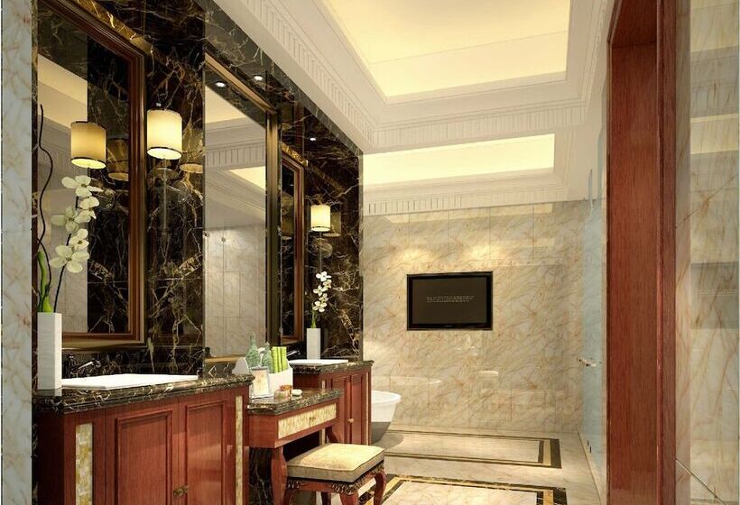 בית מלון כפרי Ramada Plaza Chibi