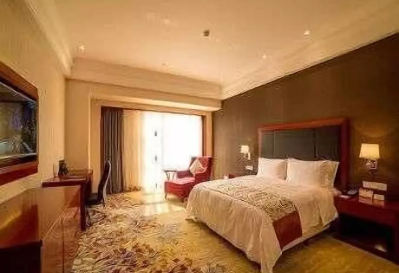 Hotel Ramada Plaza Chibi