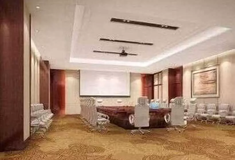 Hotel Ramada Plaza Chibi