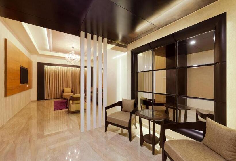 בית מלון כפרי Ramee Panchshil