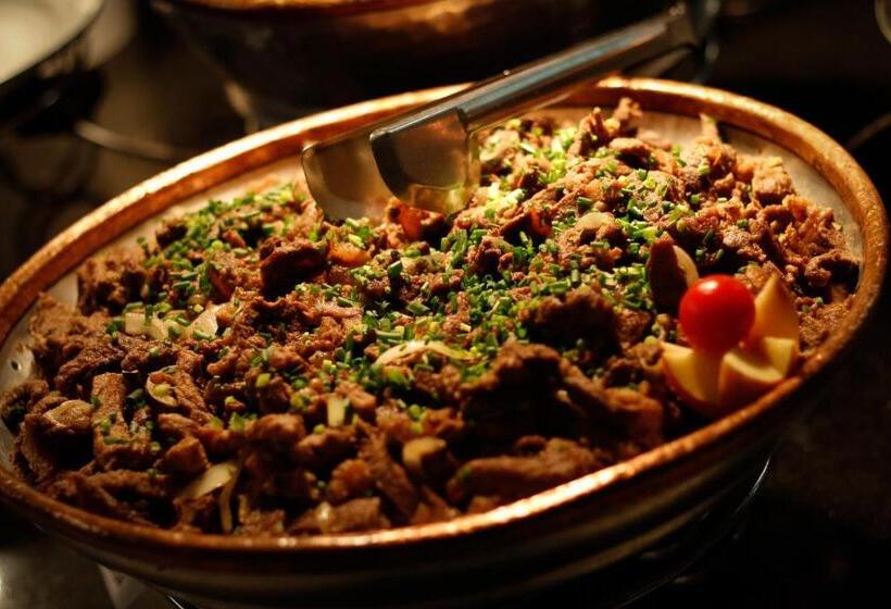 Отель Santo Graal