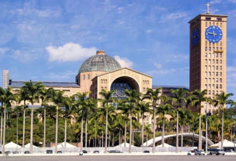 Отель Santo Graal