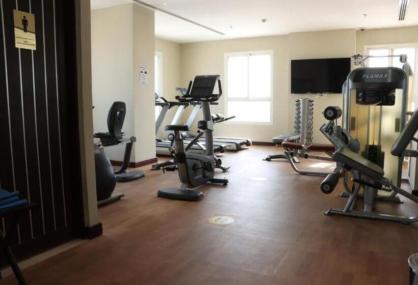 Strato Hotel By Warwick