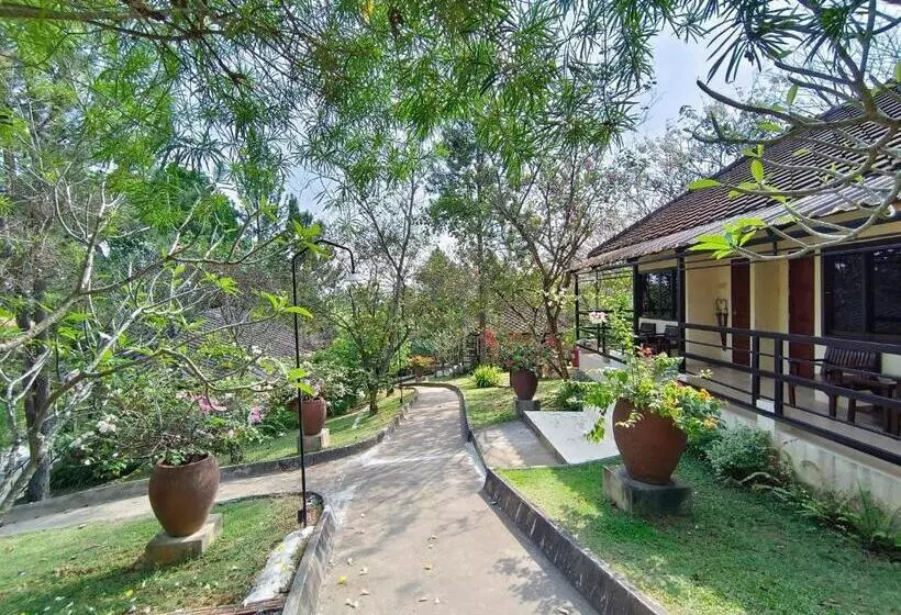 استراحتگاه Villa Khao Phaengma