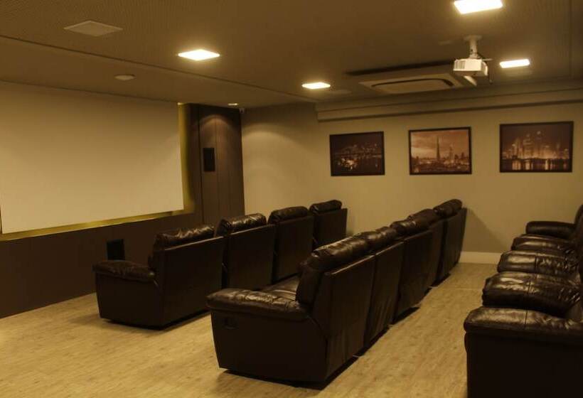 هتل Holandas Prime Shopping Residence