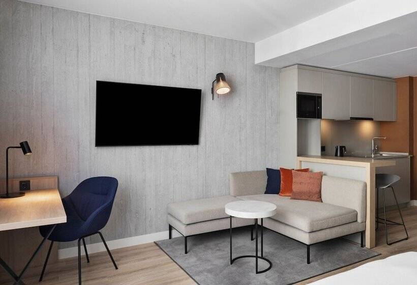 هتل Residence Inn By Marriott Vienna City East