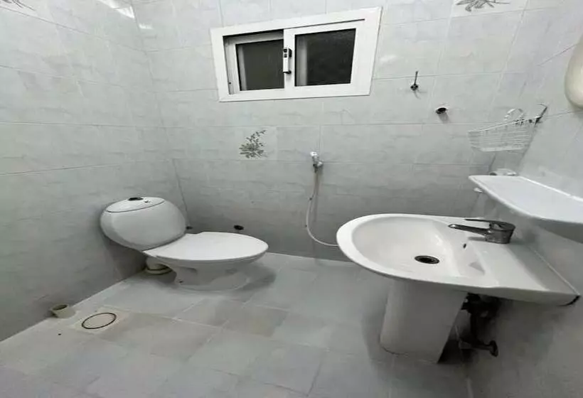 هتل Super Oyo 149 Bait Al Ghubaira Furnished Flat