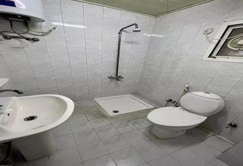 هتل Super Oyo 149 Bait Al Ghubaira Furnished Flat