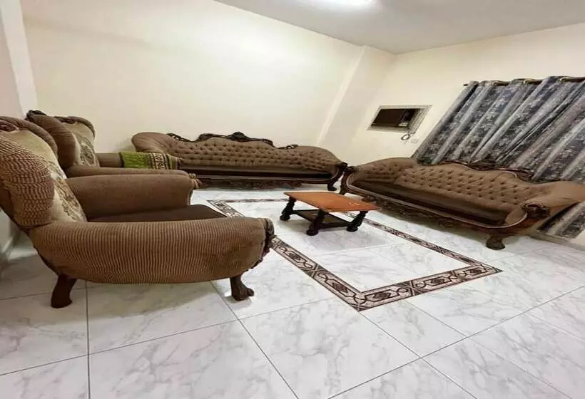 هتل Super Oyo 149 Bait Al Ghubaira Furnished Flat