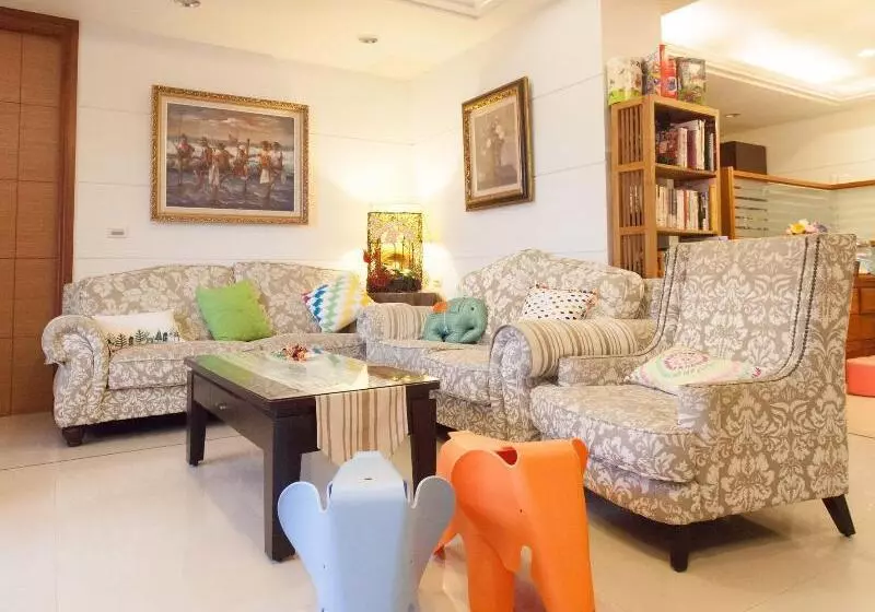 4 Seasons Garden B&b