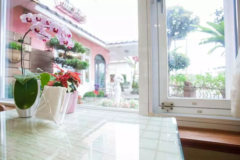 4 Seasons Garden B&b