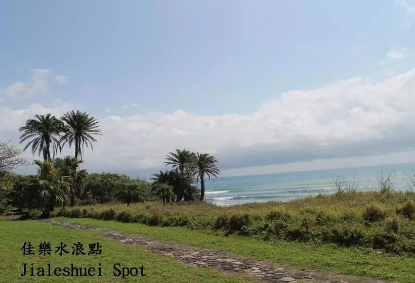 Jialeshuel Surf Hotel B&b