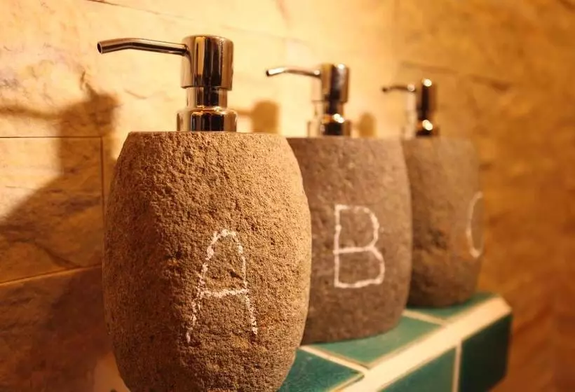 Jialeshuel Surf Hotel B&b