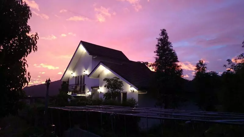 تختخواب و صبحانه Beauty Spring N Harvest Guest House