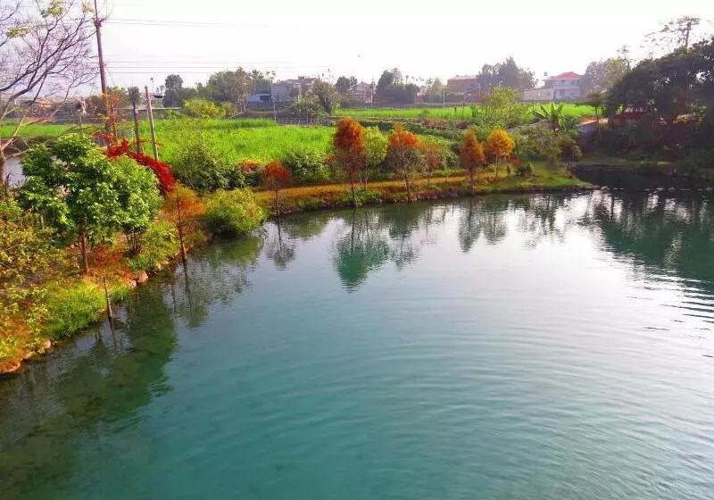 تختخواب و صبحانه Beauty Spring N Harvest Guest House