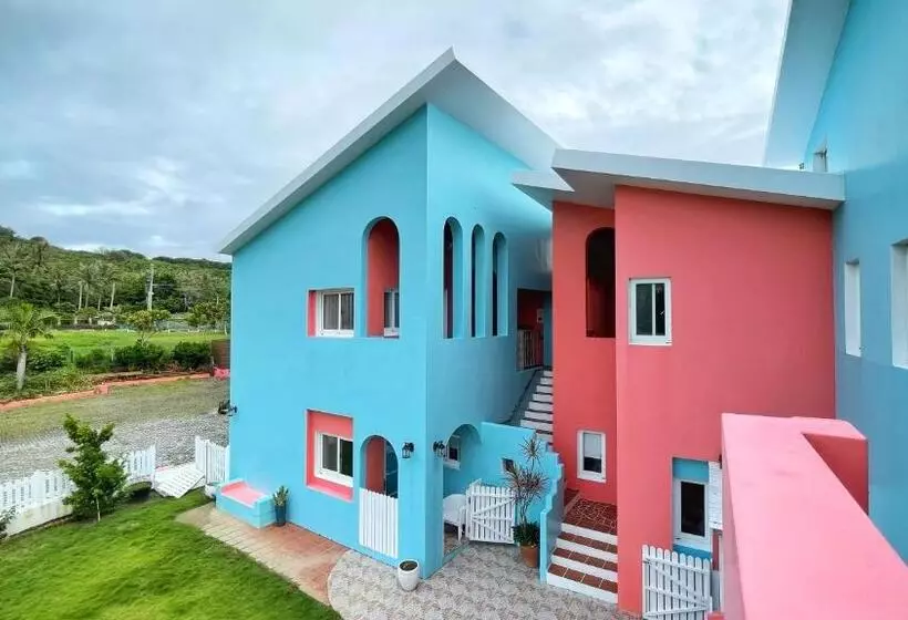 تختخواب و صبحانه Wonderful Kenting Hostel