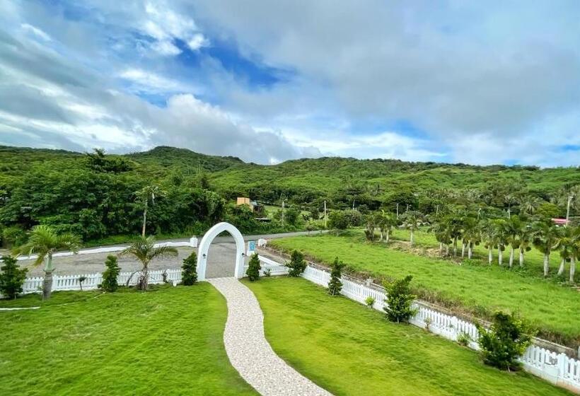 تختخواب و صبحانه Wonderful Kenting Hostel