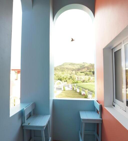 تختخواب و صبحانه Wonderful Kenting Hostel