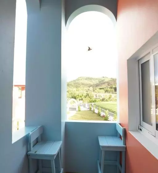 تختخواب و صبحانه Wonderful Kenting Hostel