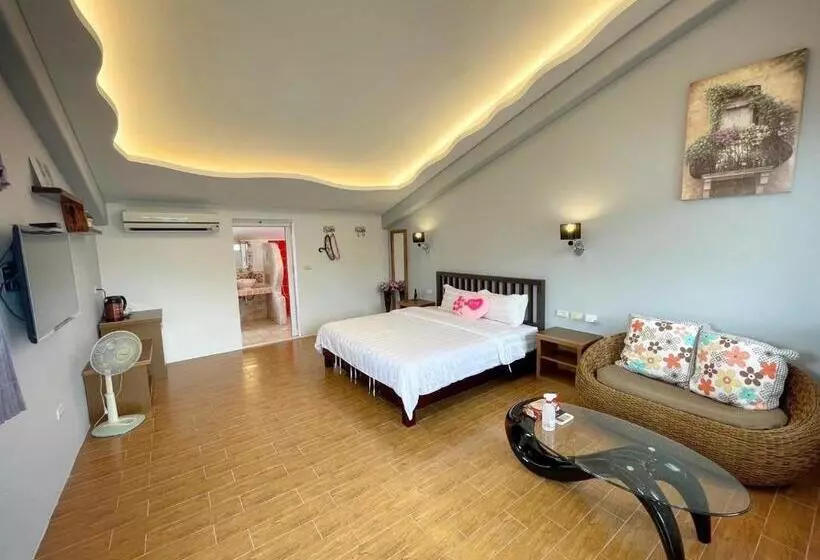 تختخواب و صبحانه Wonderful Kenting Hostel