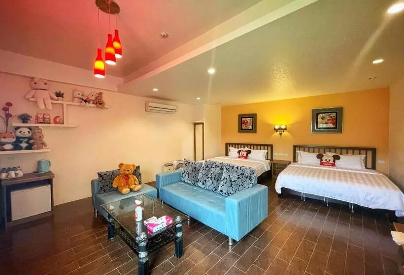 تختخواب و صبحانه Wonderful Kenting Hostel