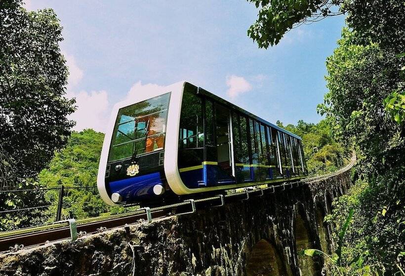 Golden View Serviced Apartment