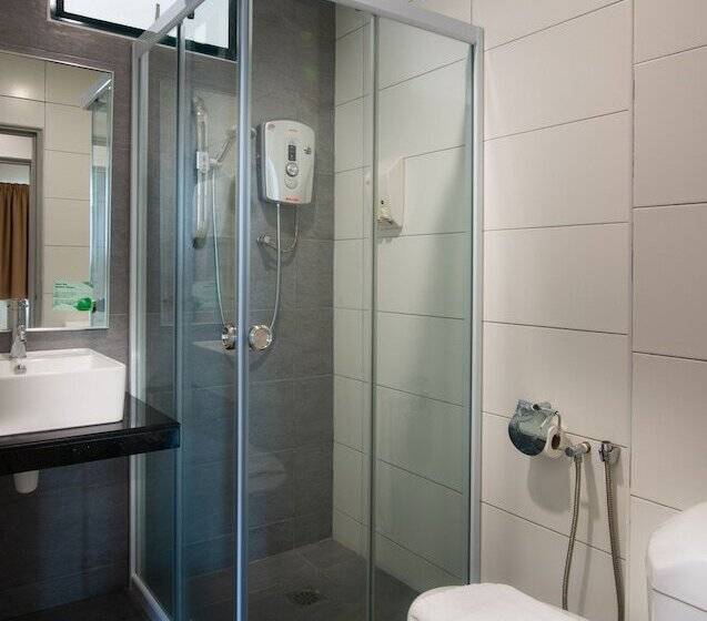 Golden View Serviced Apartment