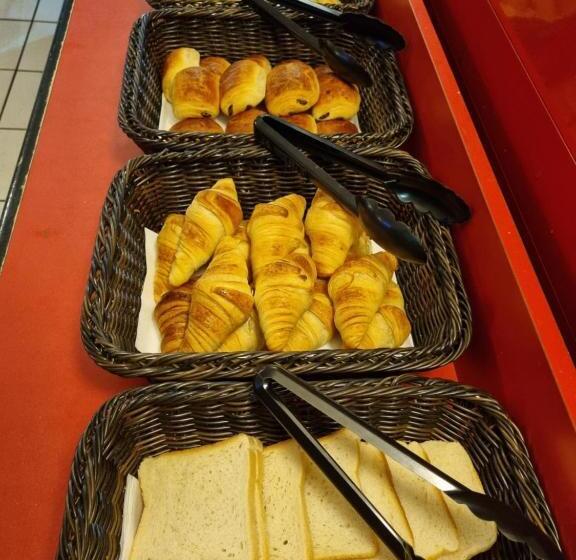 בית מלון כפרי F1 Saint Die