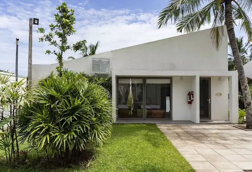 Hotelli Global Surf Lodge Kabalana