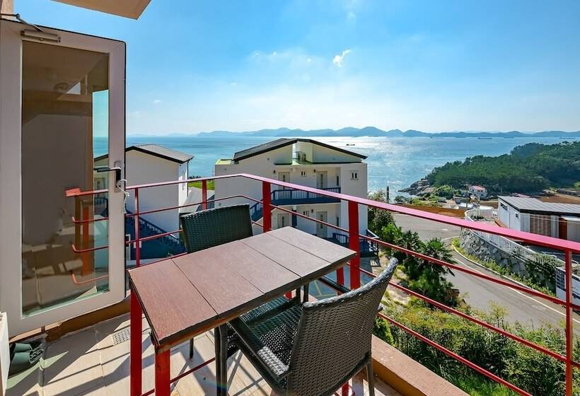 Отель Innude Pension