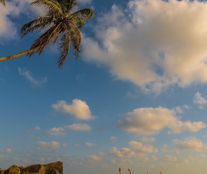 בית מלון כפרי J Ambalangoda