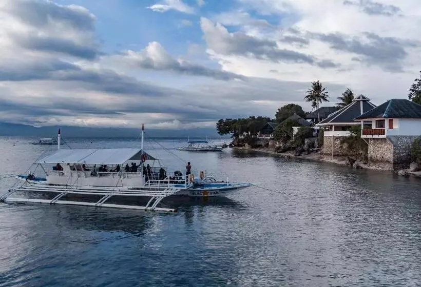 Hotelli Quo Vadis Dive Resort