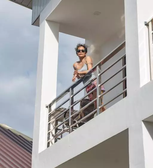 Hotelli Quo Vadis Dive Resort