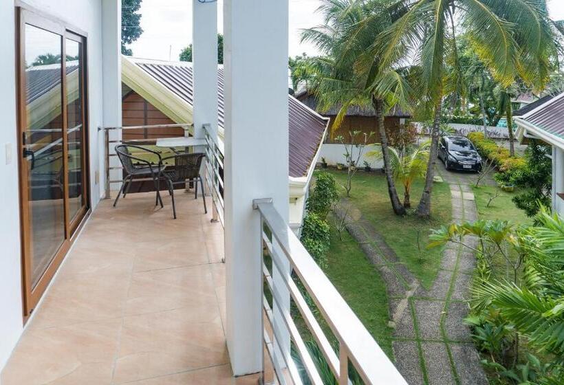 Hotel Quo Vadis Dive Resort