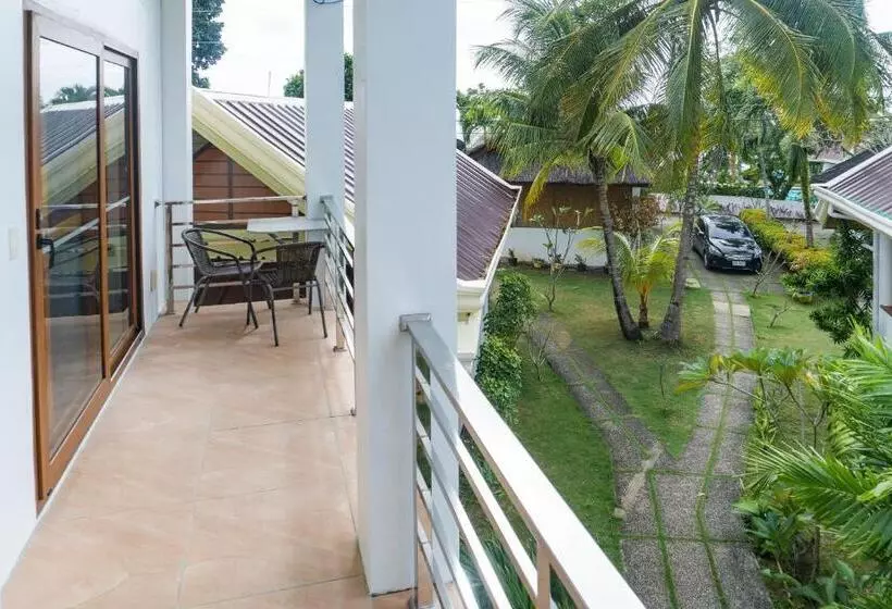 Hotelli Quo Vadis Dive Resort