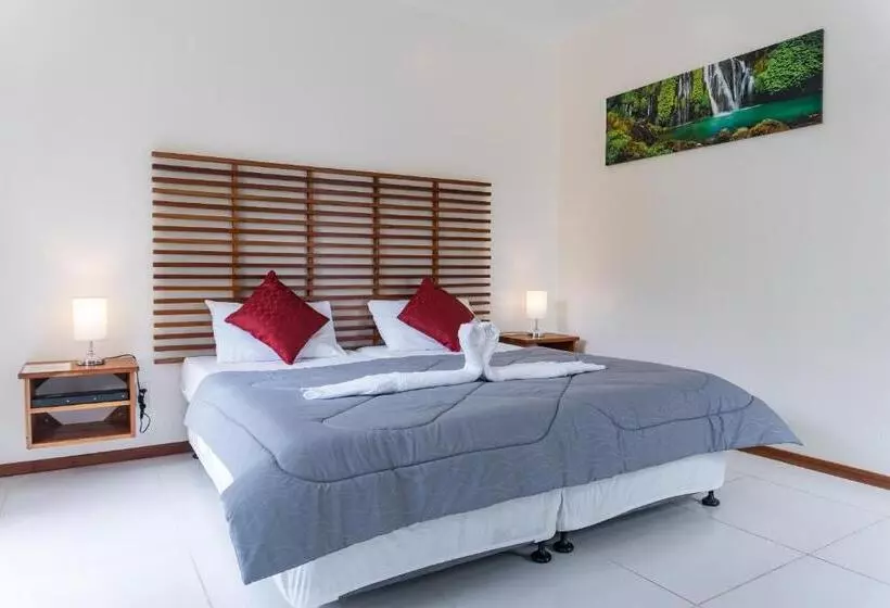 Hotelli Quo Vadis Dive Resort