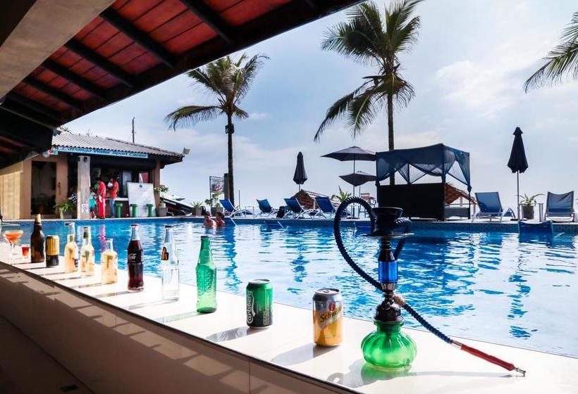 리조트 Lavanga Beach