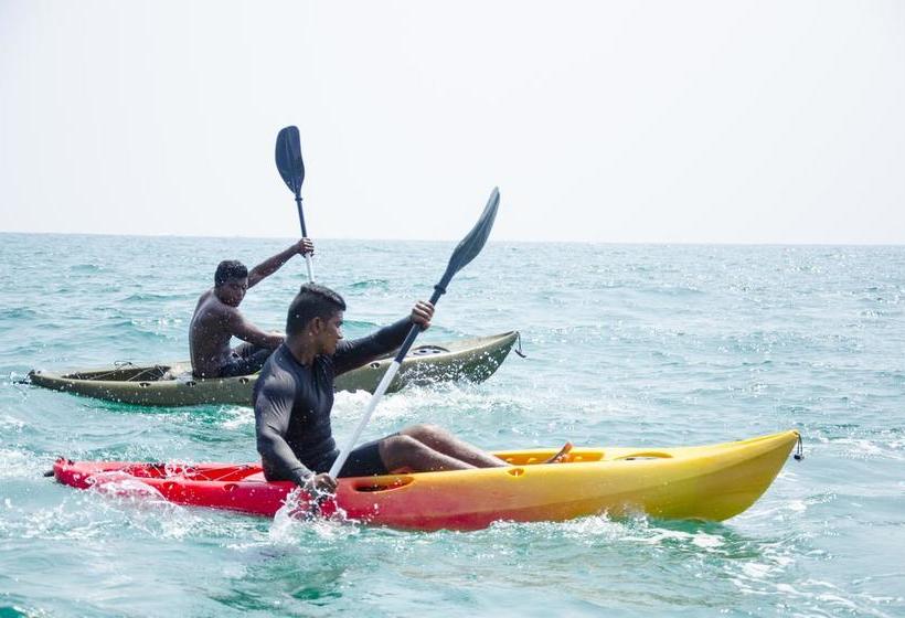 리조트 Lavanga Beach