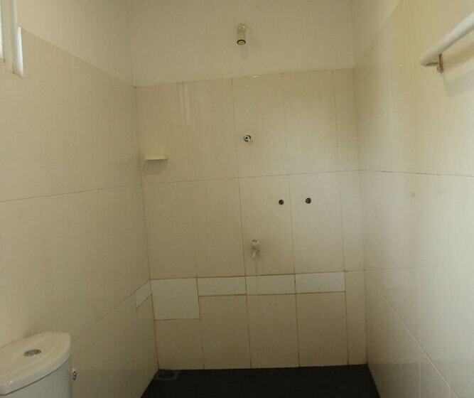 بنسيون Garden Inn