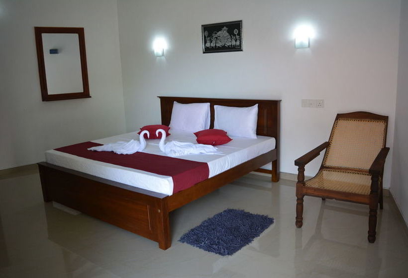 Пансион Lagoon Resort Goviyapana