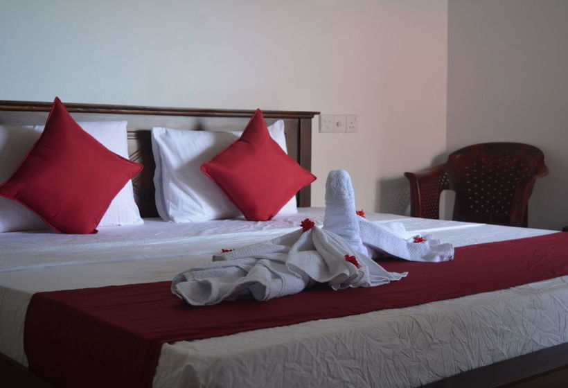 Пансион Lagoon Resort Goviyapana