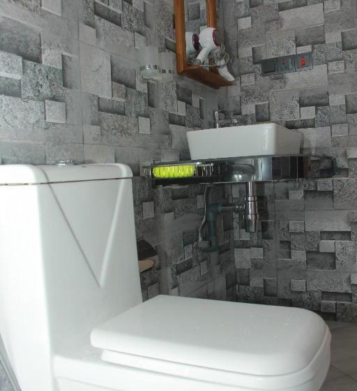 膳宿费 Maduranga N Guest