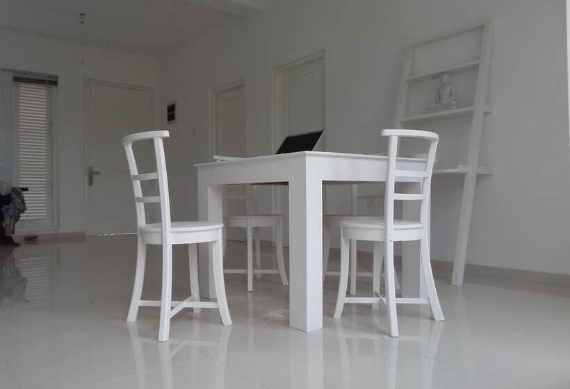 بنسيون White Villa Ambalangoda