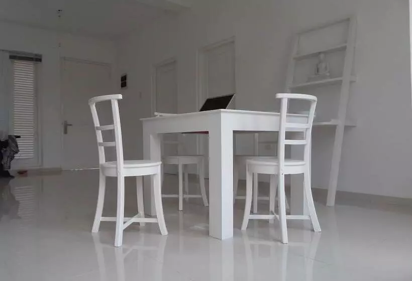 ペンション White Villa Ambalangoda