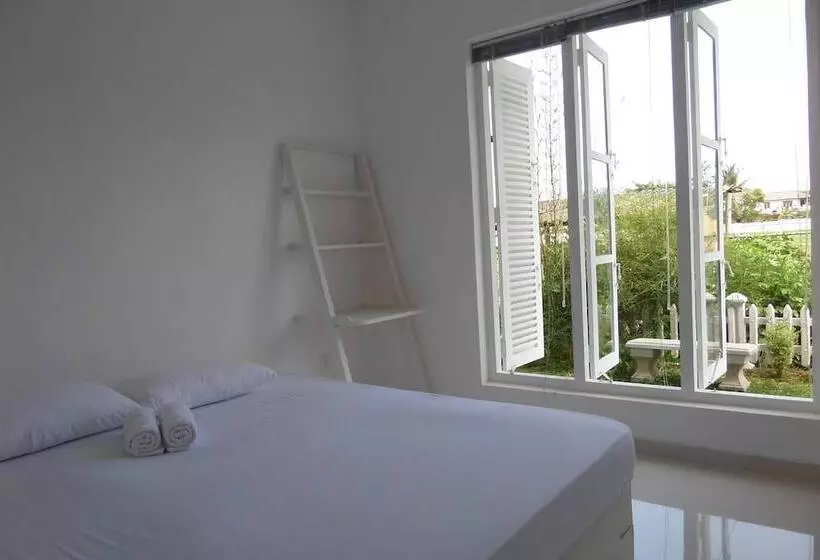 ペンション White Villa Ambalangoda