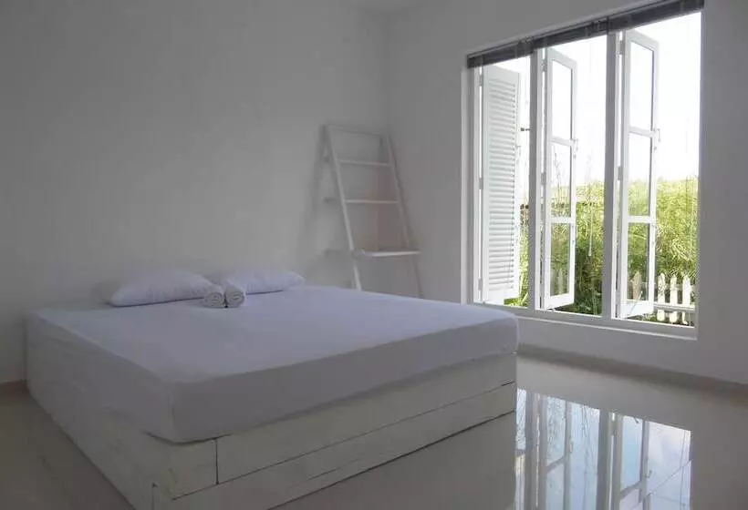 ペンション White Villa Ambalangoda