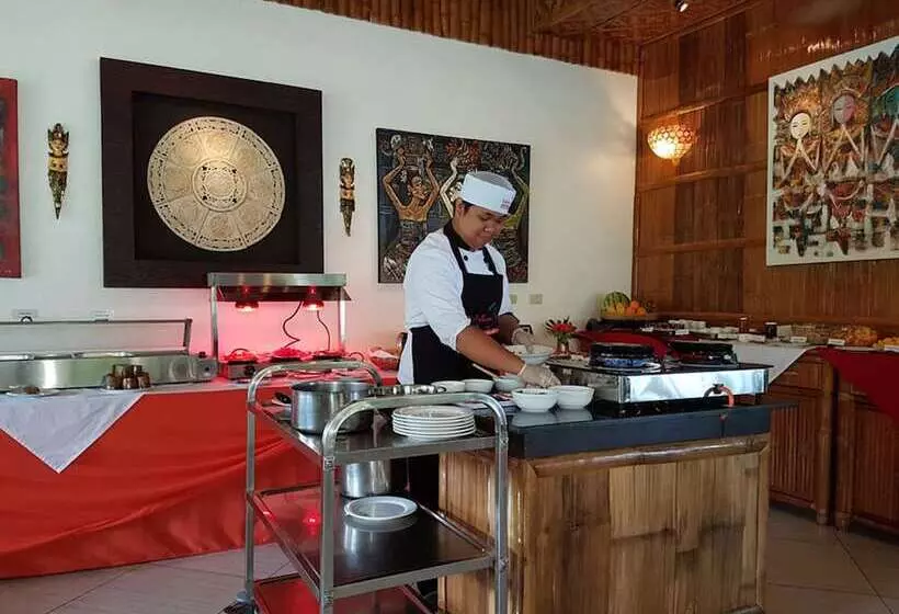 Dolphin House Resort Moalboal
