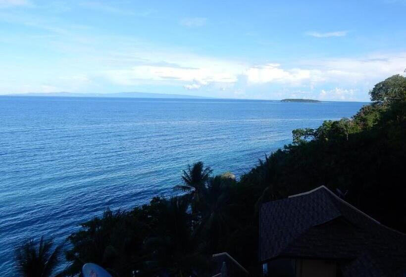 Oslob Seafari Resort