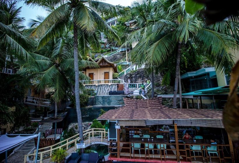 Oslob Seafari Resort